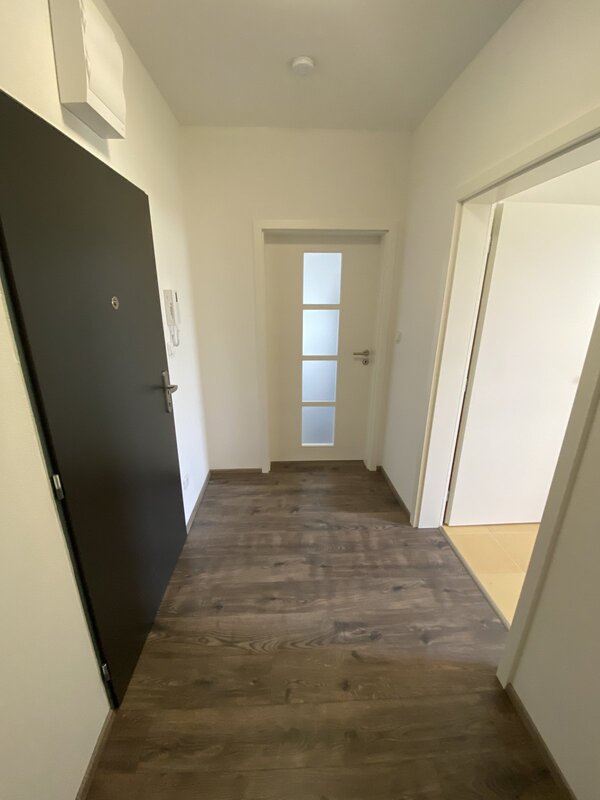 PRONÁJEM NOVÉHO BYTU 1+KK, U AREÁLU, TÁBOR