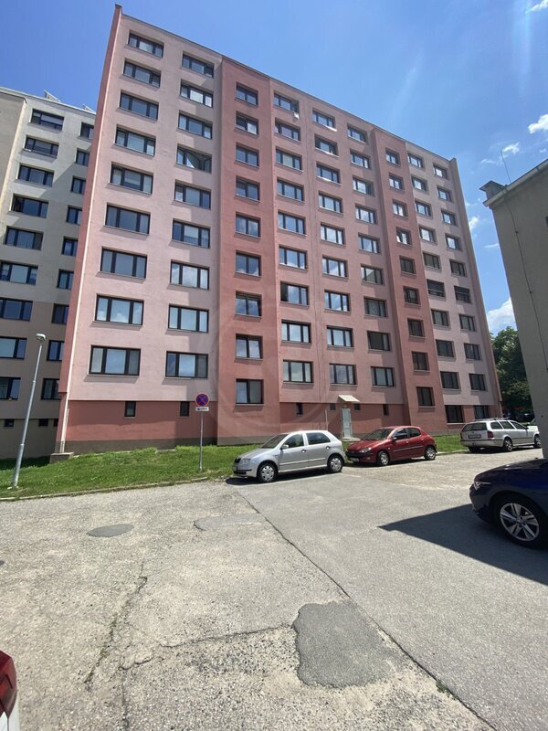 PRONÁJEM BYTU 2+1 S BALKONEM, LIDICKÁ TŘ., ČESKÉ BUDĚJOVICE