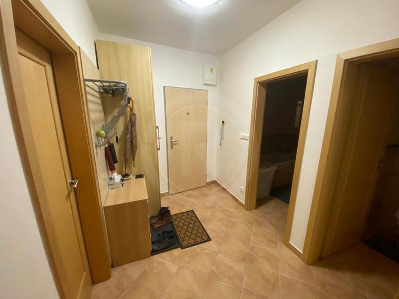 PRONÁJEM ZDĚNÉHO BYTU 2+KK S PARKOVÁNÍM, STUDENTSKÁ, ČB