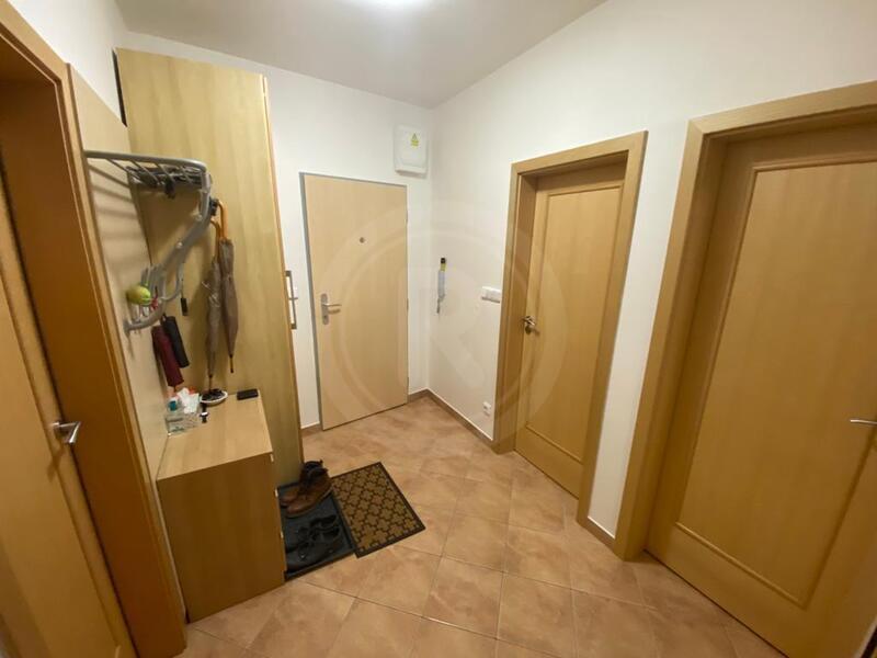 PRONÁJEM ZDĚNÉHO BYTU 2+KK S PARKOVÁNÍM, STUDENTSKÁ, ČB