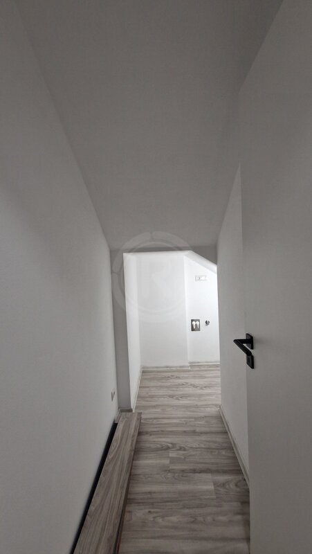 PRONÁJEM BYTU 2+KK SE ZAHRADOU, ŠROUBÁRENSKÁ, Č. BUDĚJOVICE