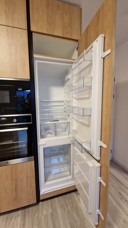 PRONÁJEM BYTU 2+KK SE ZAHRADOU, ŠROUBÁRENSKÁ, Č. BUDĚJOVICE