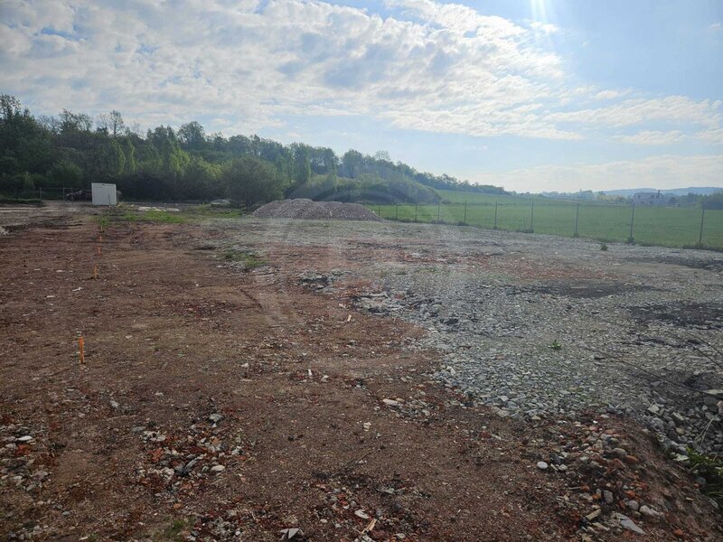 PRODEJ POZEMKŮ SE STAVEBNÍM POVOLENÍM HALY, Č. BUDĚJOVICE