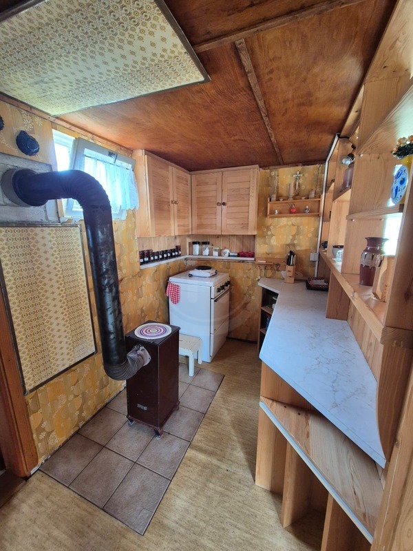 PRODEJ REKREAČNÍ CHATY, JIVNO U ČESKÝCH BUDĚJOVIC