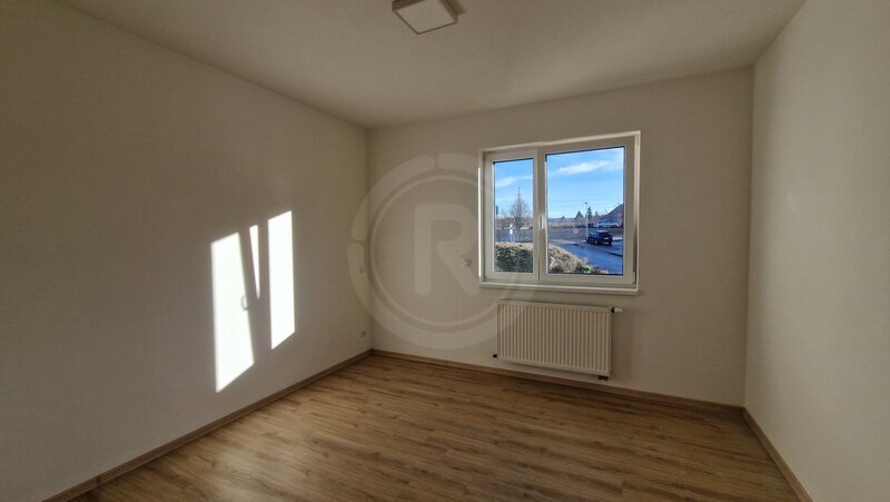 PRONÁJEM BYTU 2+KK S TERASOU, K JEZÍRKŮM, ČESKÉ BUDĚJOVICE