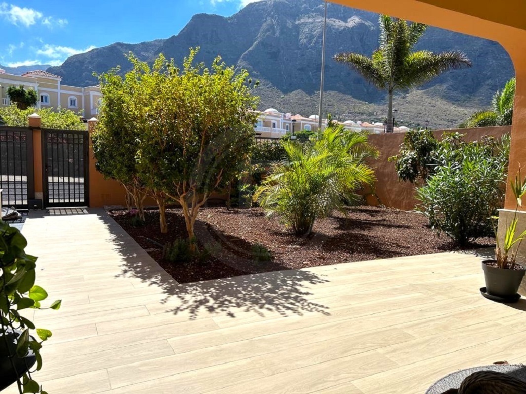 PRODEJ VILY BUENAVISTA GREEN GOLF, TENERIFE