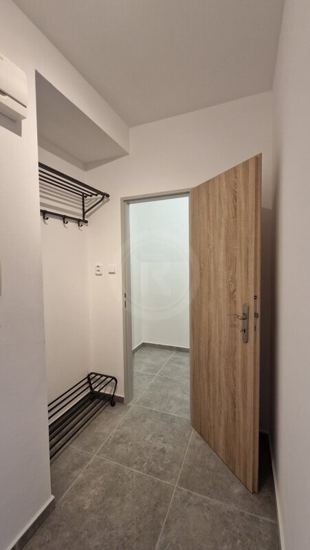 PRONÁJEM BYTU 2+KK, FRÁNI ŠRÁMKA, Č. BUDĚJOVICE