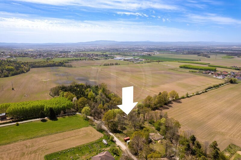 PRODEJ STAVEBNÍ PARCELY 1.980 m2 V LESOPARKU, LIBNÍČ