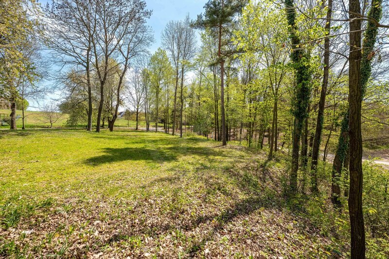PRODEJ STAVEBNÍ PARCELY 1.980 m2 V LESOPARKU, LIBNÍČ