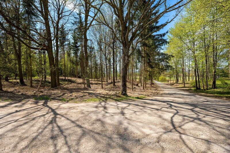 PRODEJ STAVEBNÍ PARCELY 1.980 m2 V LESOPARKU, LIBNÍČ