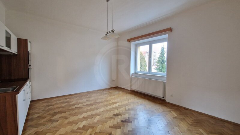 PRONÁJEM BYTU 2+1, ČECHOVA, ČESKÉ BUDĚJOVICE