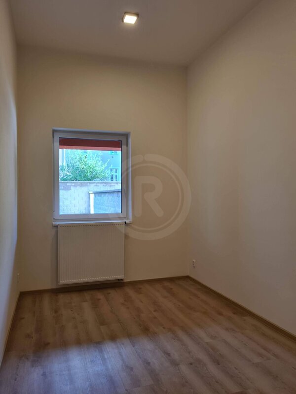 RRONÁJEM ATELIÉRU Č. 1, 2+KK, RIEGROVA, ČESKÉ BUDĚJOVICE