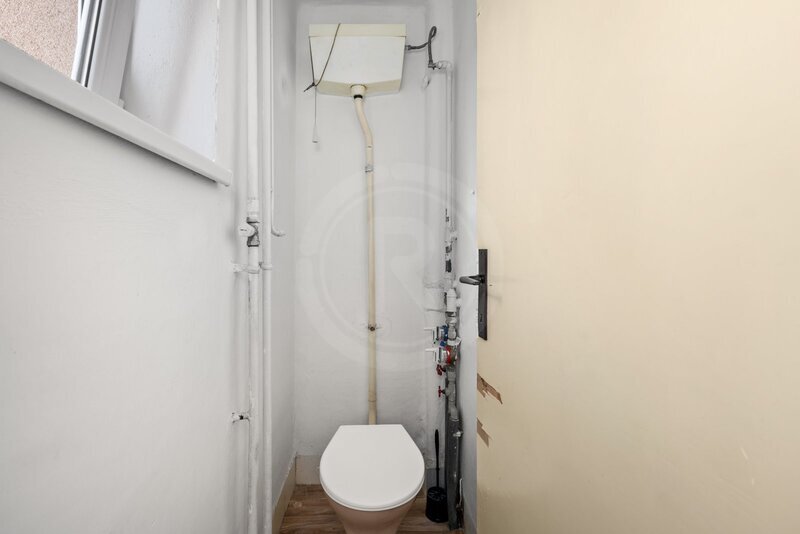 PRODEJ ZDĚNÉHO BYTU 2+1, PRAŽSKÁ TŘ., ČB