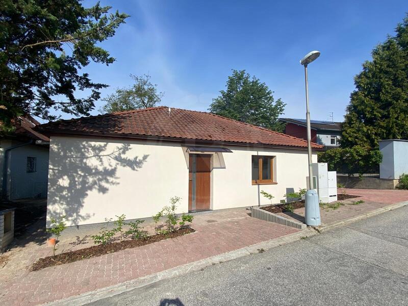 PRONÁJEM RD 2+KK S TERASOU A ZAHRADOU, HRDĚJOVICE