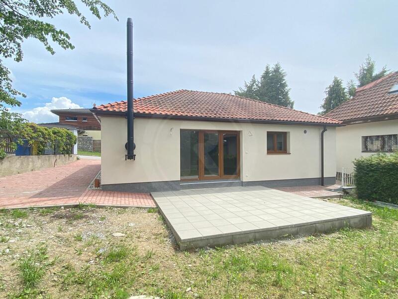 PRONÁJEM RD 2+KK S TERASOU A ZAHRADOU, HRDĚJOVICE