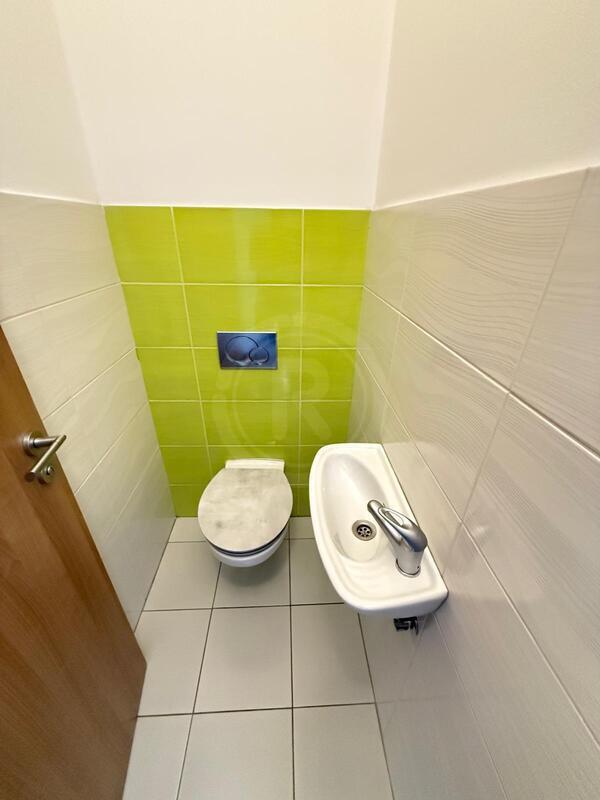 PRONÁJEM PROSTORNÉHO BYTU 3+1, TŘ. 28. ŘÍJNA, ČESKÉ BUDĚJOVICE