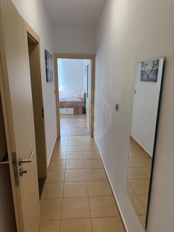 PRONÁJEM BYTU 1+KK, NÁMĚSTÍ ŠIMONA LOMNICKÉHO, ŠEVĚTÍN