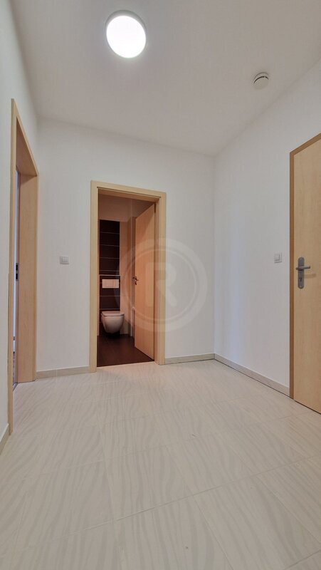 PRONÁJEM ZDĚNÉHO BYTU 2+KK, DOBROVODSKÁ, ČESKÉ BUDĚJOVICE