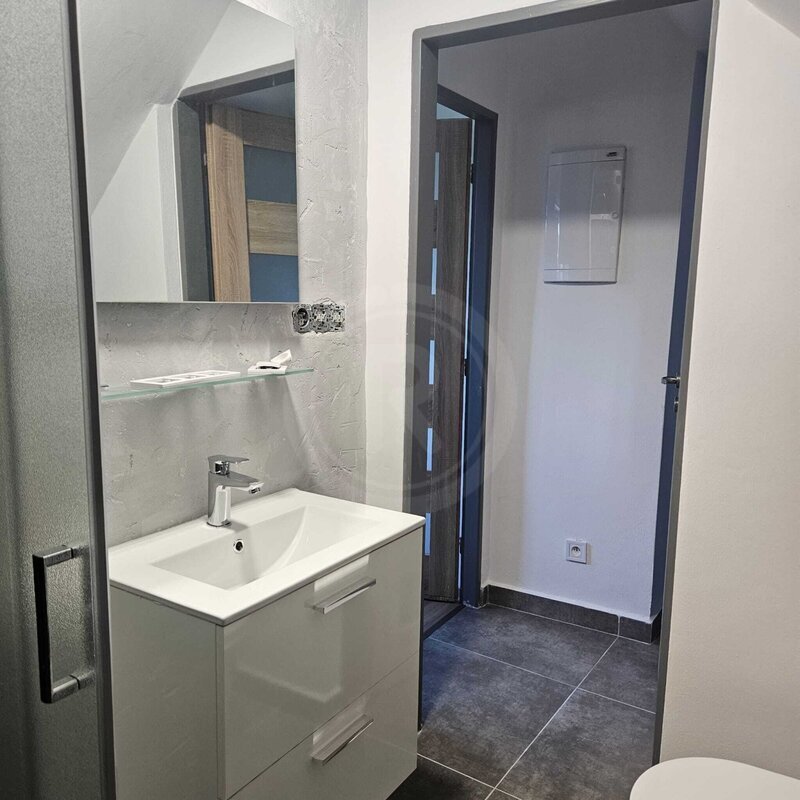 PRONÁJEM BYTU 2+KK PO REKONSTRUKCI, LIBNÍČ