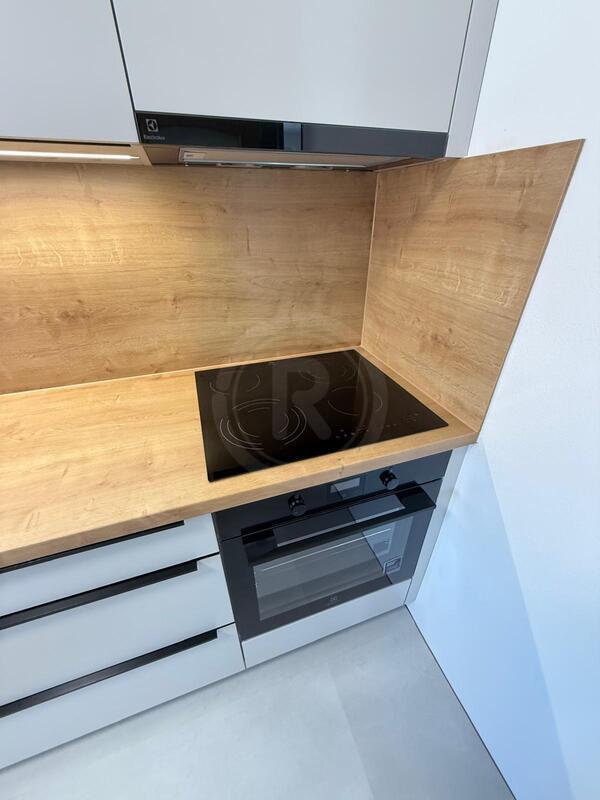 PRONÁJEM BYTU 3+1 S BALKONEM, SLUNEČNÁ, ČESKÉ BUDĚJOVICE