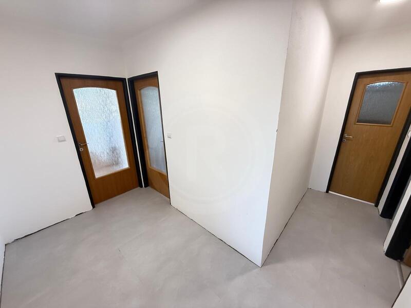 PRONÁJEM BYTU 3+1 S BALKONEM, SLUNEČNÁ, ČESKÉ BUDĚJOVICE