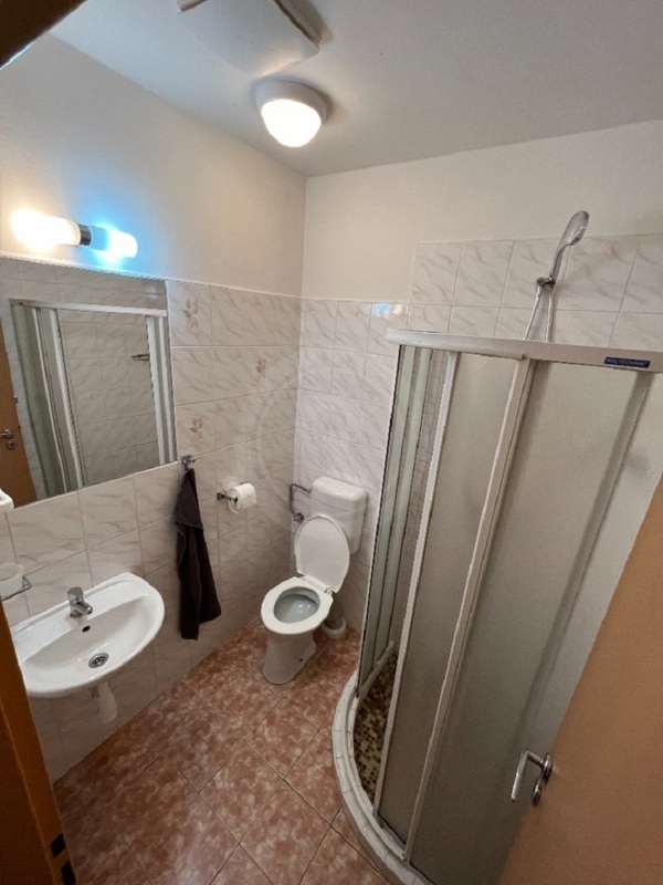 PRODEJ BYTU 2+KK, SVĚTLÍK, LIPENSKO, OKR. ČESKÝ KRUMLOV