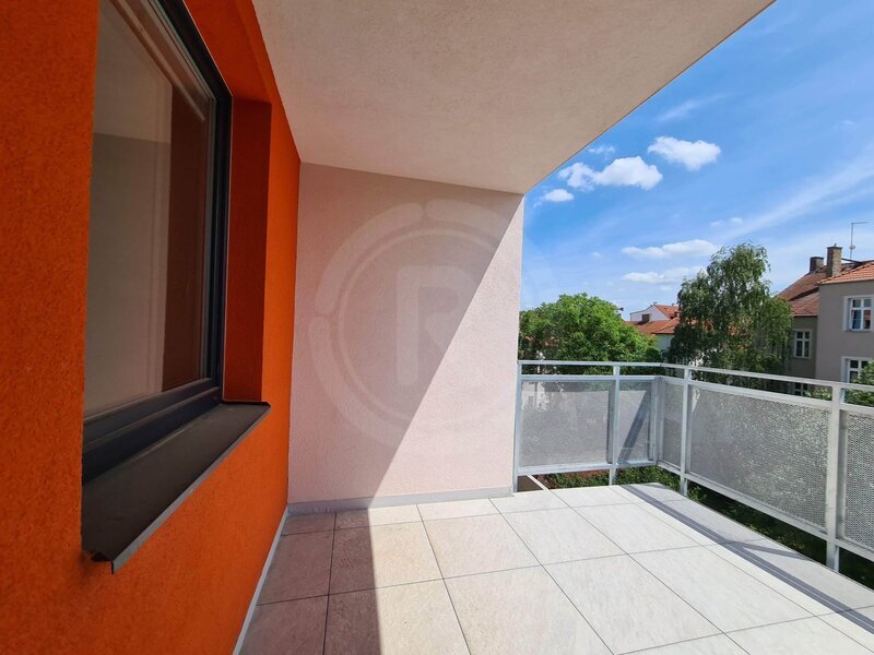 PRONÁJEM BYTU 3+KK S TERASOU, RIEGROVA, ČESKÉ BUDĚJOVICE