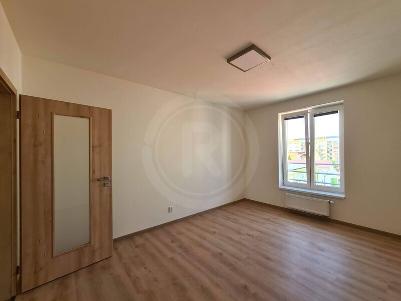 PRONÁJEM BYTU 3+KK S TERASOU, RIEGROVA, ČESKÉ BUDĚJOVICE