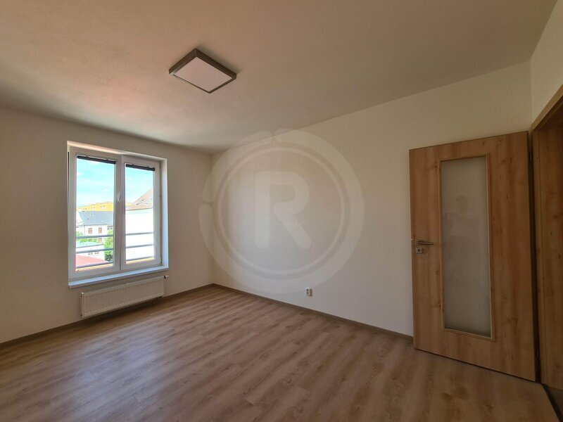 PRONÁJEM BYTU 3+KK S TERASOU, RIEGROVA, ČESKÉ BUDĚJOVICE