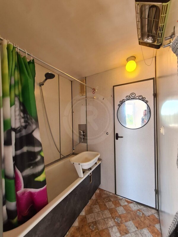 PRONÁJEM BYTU 1+1 S BALKONEM, ZACHARIÁŠOVA, ČESKÉ BUDĚJOVICE
