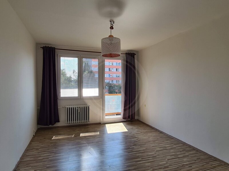 PRONÁJEM BYTU 1+1 S BALKONEM, ZACHARIÁŠOVA, ČESKÉ BUDĚJOVICE