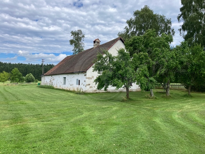 PRODEJ CHALUPY, KLENÍ, BENEŠOV NAD ČENOU, OKR. ČESKÝ KRUMLOV