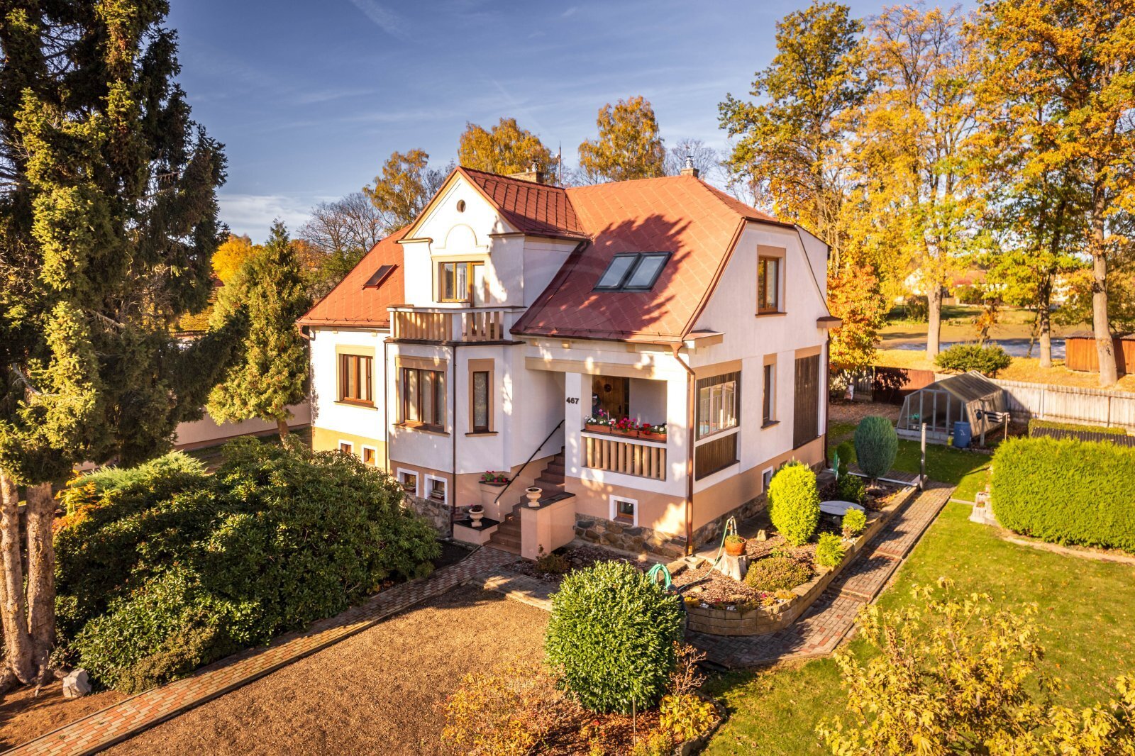 PRODEJ PRVOREPUBLIKOVÉ VILY, TŘÍDA 5. KVĚTNA, LIŠOV