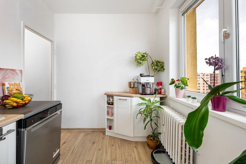 PRODEJ BYTU 3+1 S BALKONEM, LHENICKÁ, ČESKÉ BUDĚJOVICE