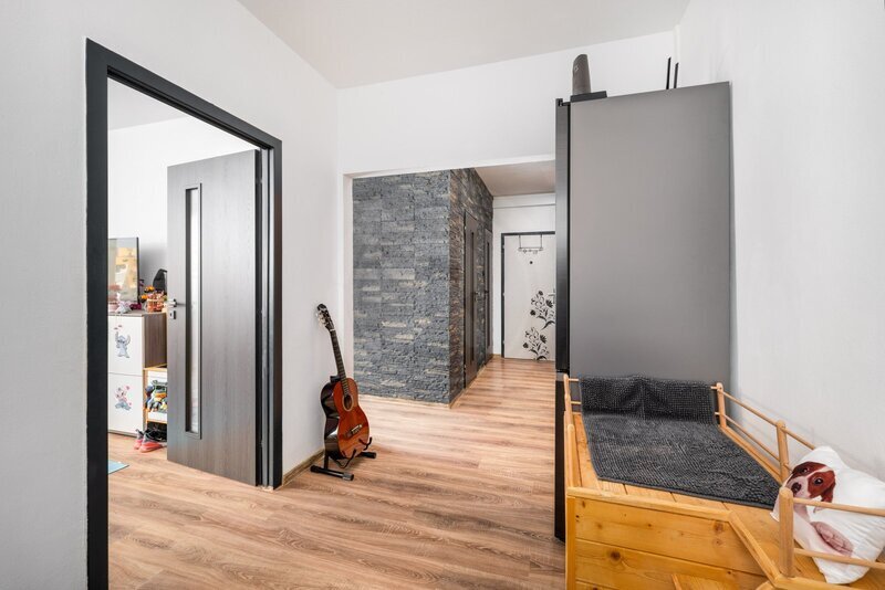 PRODEJ BYTU 3+1 S BALKONEM, LHENICKÁ, ČESKÉ BUDĚJOVICE