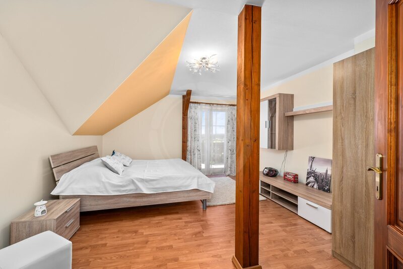 PRODEJ RODINNÉHO DOMU 8+1, STYLOVÁ, SVATÁ ANNA, TÁBOR