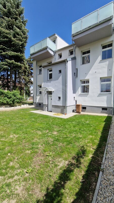 PRONÁJEM MODERNÍHO BYTU 2+KK, LIPENSKÁ, ČESKÉ BUDĚJOVICE