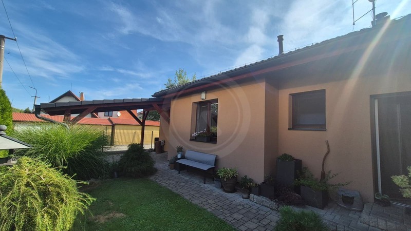 PRODEJ RODINNÉHO DOMU 4+KK, U SILA, BORŠOV NAD VLTAVOU