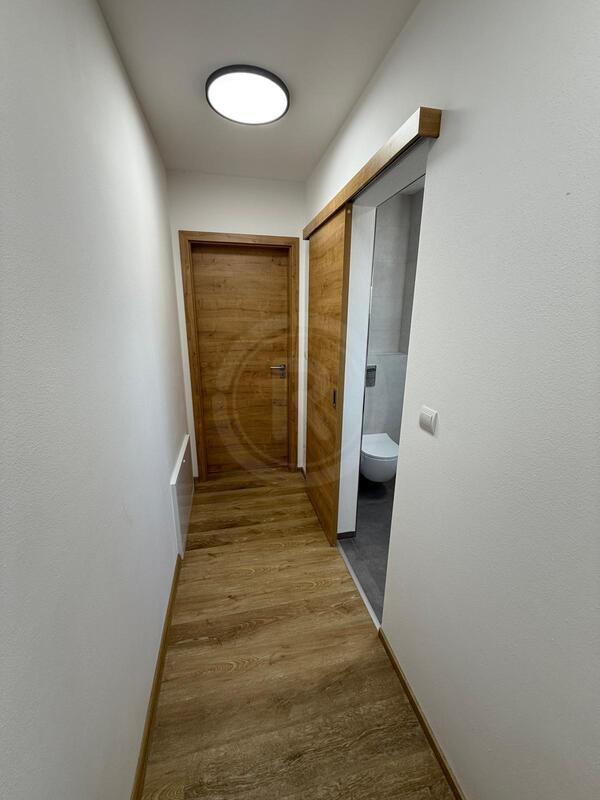 PRONÁJEM ŘADOVÉHO BUNGALOVU 3+KK, PLATANOVÁ, MLADÉ U ČB