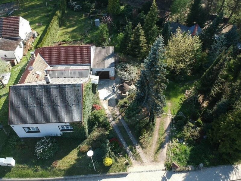 PRONÁJEM RODINNÉHO DOMU S GARÁŽÍ A ZAHRADOU, PLAV U ČB