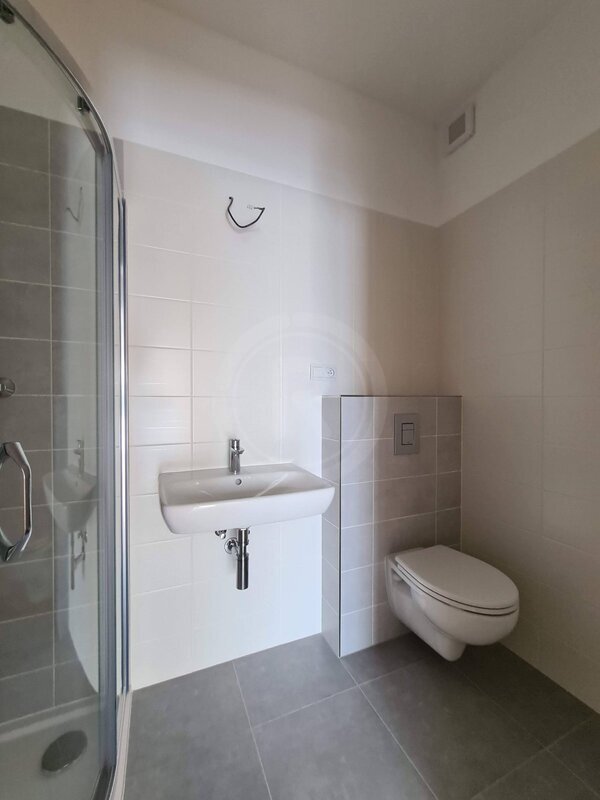 PRONÁJEM NOVÉHO BYTU 2+KK, MLADÉ, ČESKÉ BUDĚJOVICE