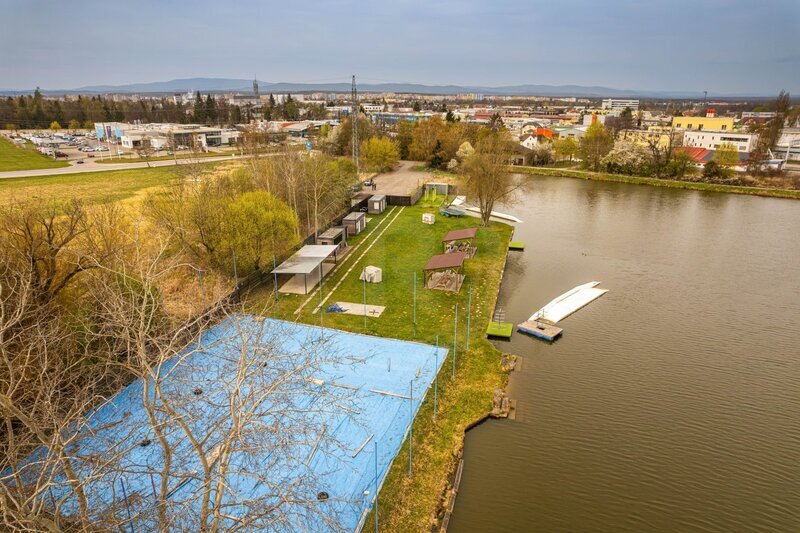PRONÁJEM SPORTOVNÍHO AREÁLU, NEMANICKÝ RYBNÍK, Č. BUDĚJOVICE