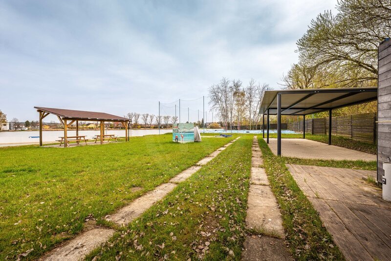 PRONÁJEM SPORTOVNÍHO AREÁLU, NEMANICKÝ RYBNÍK, Č. BUDĚJOVICE