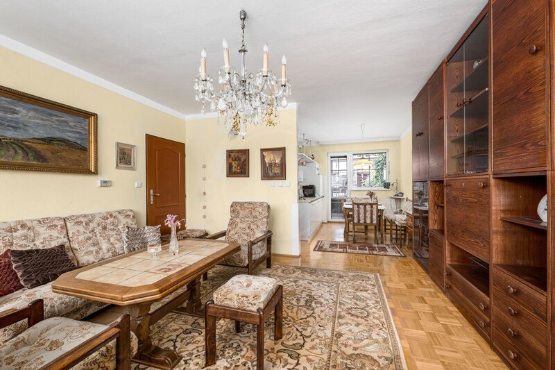 PRODEJ RODINNÉHO DOMU 4+1 S DVOUGARÁŽÍ, ROKYCANOVA, ČB