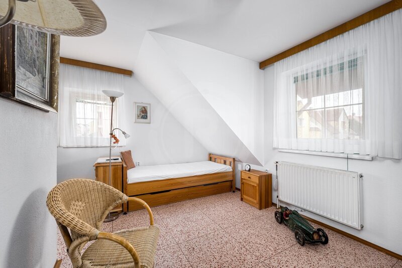 PRODEJ RODINNÉHO DOMU 4+1 S DVOUGARÁŽÍ, ROKYCANOVA, ČB