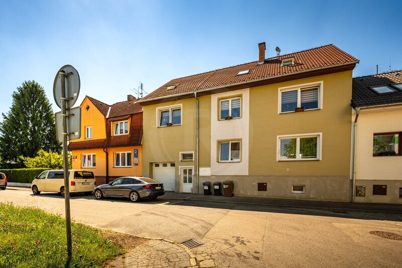 PRODEJ RODINNÉHO DOMU, THOMAYEROVA, ČESKÉ BUDĚJOVICE