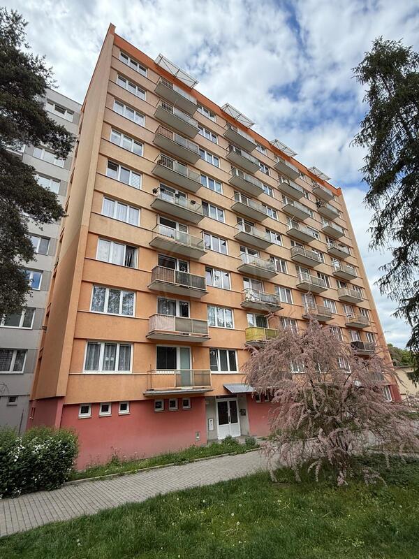 PRODEJ BYTU 3+1 S LODŽIÍ, LIDICKÁ TŘ., ČESKÉ BUDĚJOVICE
