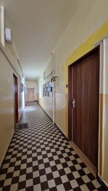 PRONÁJEM BYTU 1+1 S KOMOROU, KLARICOVA, ČESKÉ BUDĚJOVICE