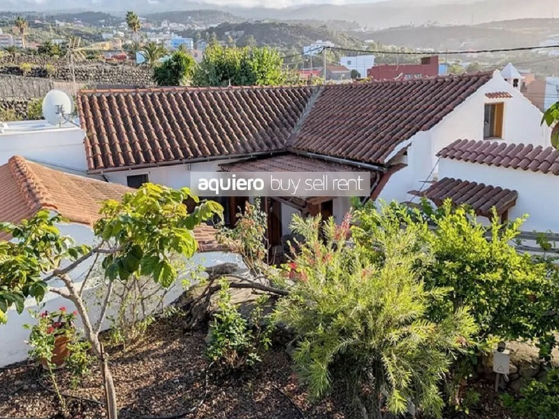 PRODEJ KANÁRSKÉ VILY O DVOU BYTECH, BUEN PASO, TENERIFE