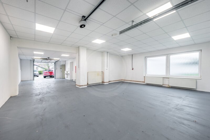 PRODEJ KOMERČNÍHO AREÁLU, LEDENICE, OKR. Č. BUDĚJOVICE